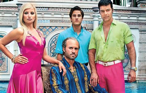 chi èl assasino di versace|Versace, la serie sull’omicidio di Gianni al centro delle polemiche.